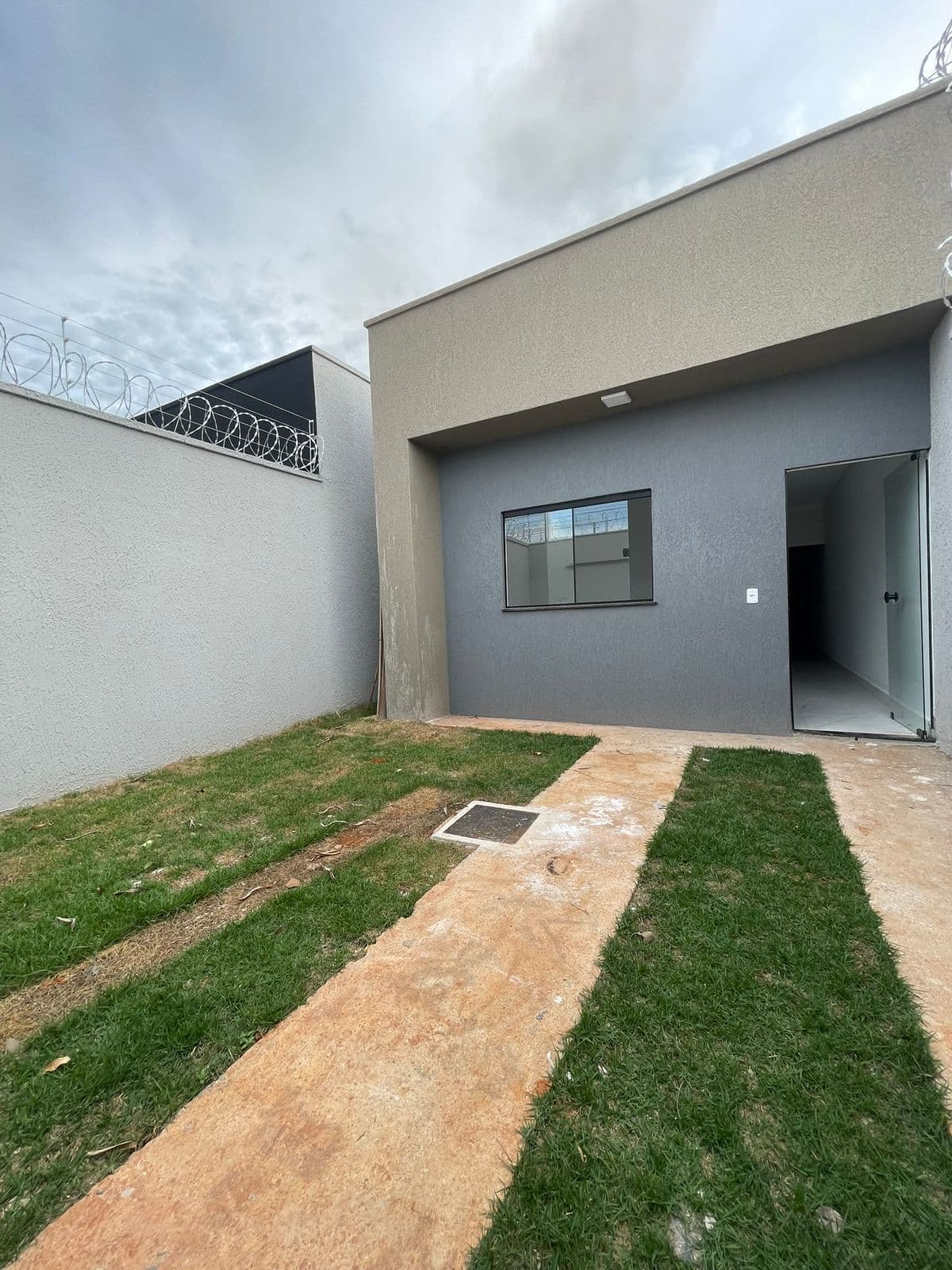 Casa com 2 quartos em Jardim Dom Bosco, Aparecida de Goiânia - Cezar Lobato